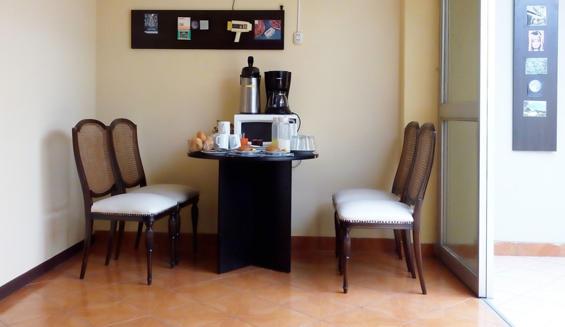 Imagen del bar/restaurante del Hotel 335 Backpackers. Foto 2