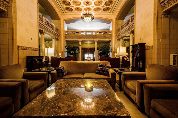 Imagen de los interiores del Hotel 340. Foto 18