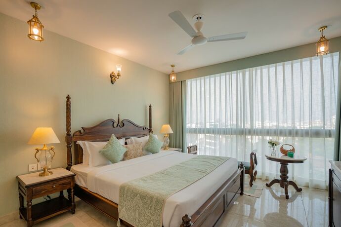 Imagen de la habitación del Hotel 35 Sahakar Suites. Foto 16