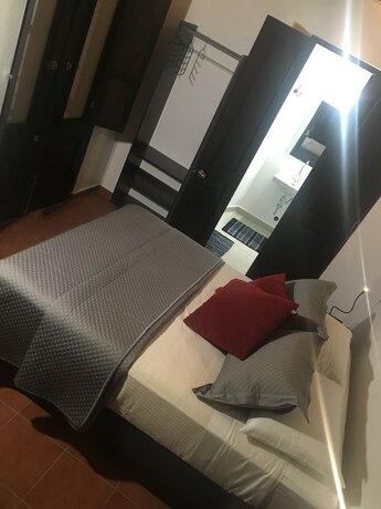 Imagen de la habitación del Hotel 352 Guest House. Foto 20