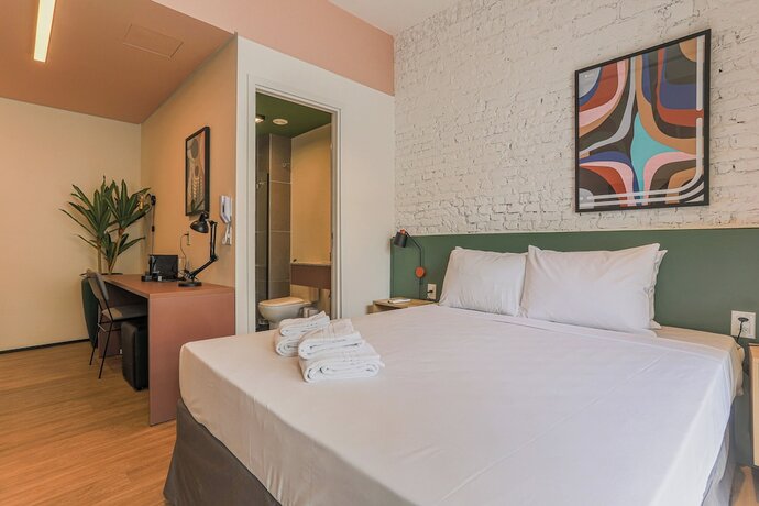 Imagen de la habitación del Hotel 360 Rbs El&iacute;seos. Foto 11