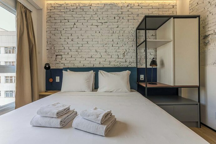 Imagen de la habitación del Hotel 360 Rbs El&iacute;seos. Foto 16