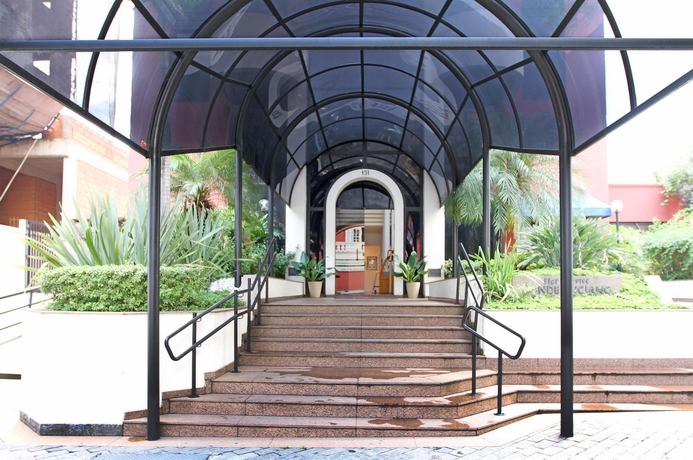 Imagen general del Hotel 360 Suítes Santa Cecília. Foto 2