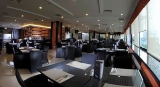 Imagen del bar/restaurante del Hotel 360 Urban Resort Hock Lee Centre - Tower B. Foto 5