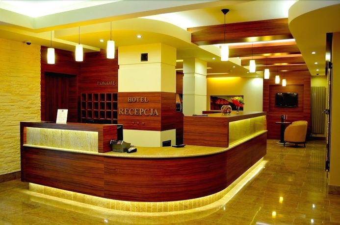 Imagen de los interiores del Hotel 365. Foto 15