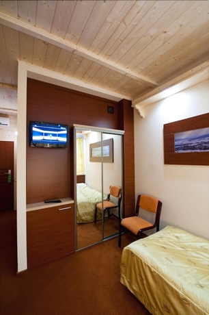 Imagen de la habitación del Hotel 365. Foto 11