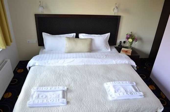 Imagen de la habitación del Hotel 365. Foto 8