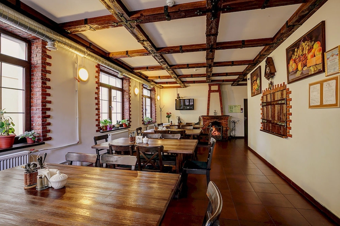 Imagen del bar/restaurante del Hotel 365 Spb. Foto 4