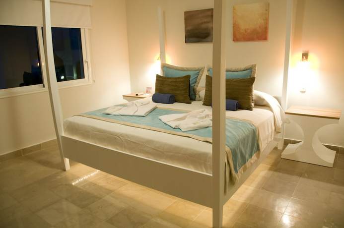 Imagen de la habitación del Hotel 365 & Beach Club Punta Cana. Foto 4