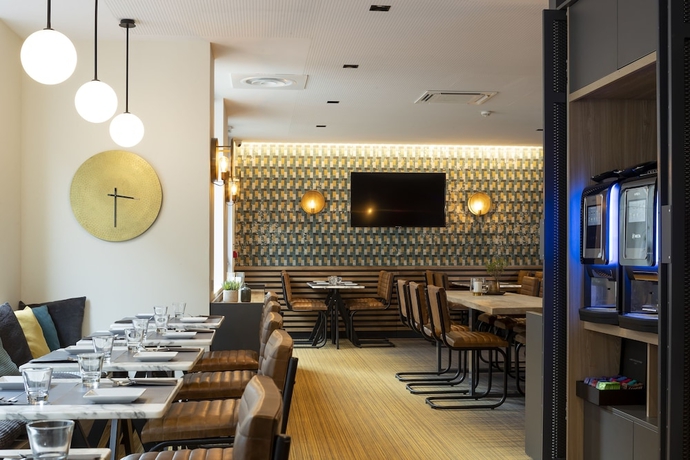 Imagen del bar/restaurante del Hotel 37 Lodge La Défense Courbevoie. Foto 3