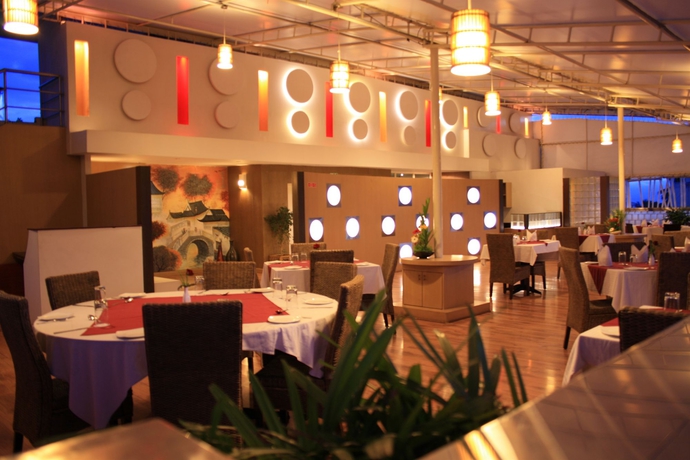 Imagen del bar/restaurante del Hotel 37th Crescent. Foto 3