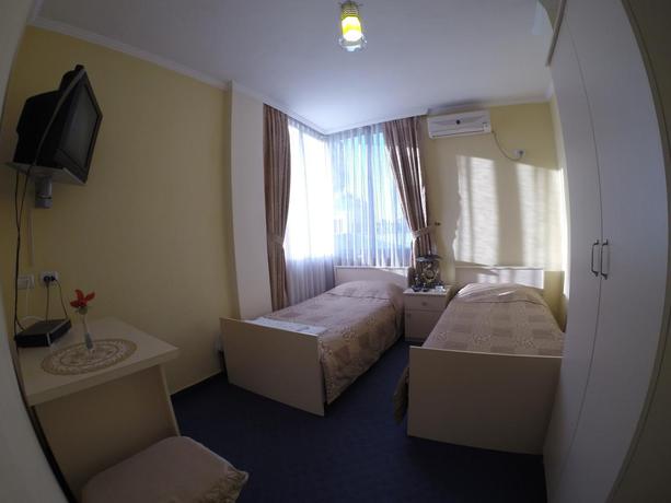 Imagen general del Hotel 3A. Foto 10