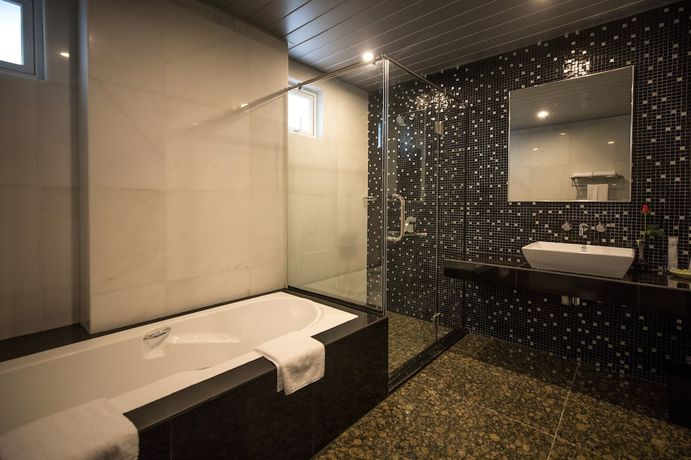 Imagen de la habitación del Hotel 3-Plus. Foto 4