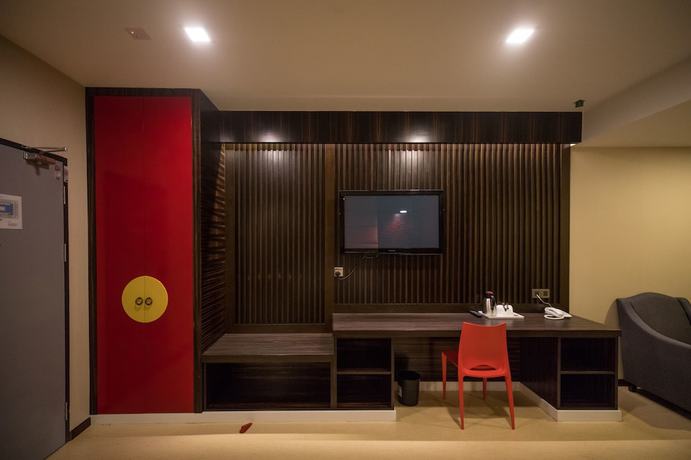 Imagen de la habitación del Hotel 3-Plus. Foto 8