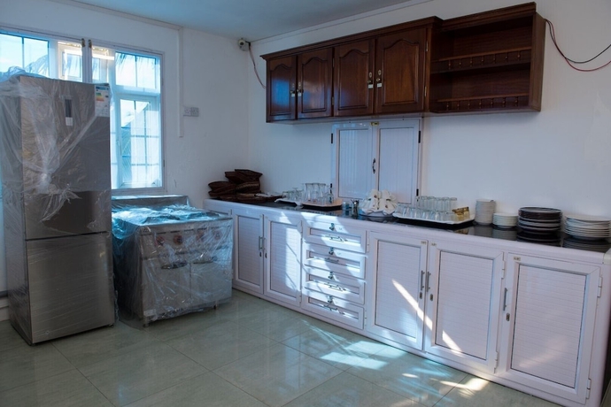 Imagen de los interiores del Hotel 3ds International Tourist Home. Foto 18