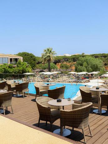Imagen de la piscina del Hotel 3hb Fal&eacute;sia Beach. Foto 17