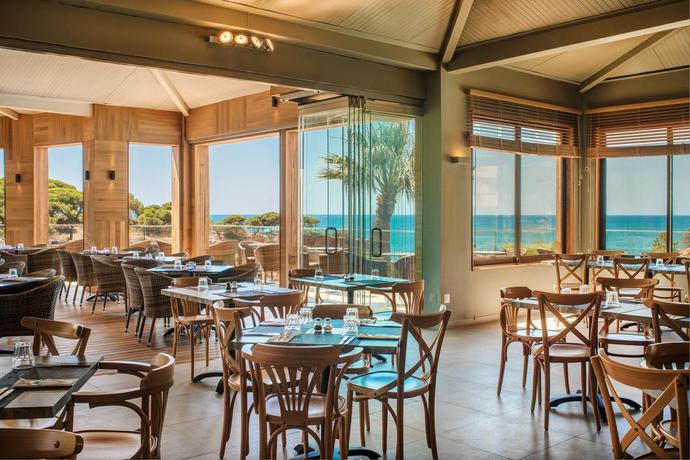 Imagen del bar/restaurante del Hotel 3hb Falésia Mar. Foto 3