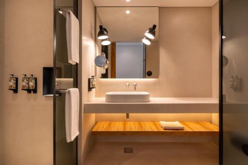 Imagen de la habitación del Hotel 3hb Faro. Foto 7