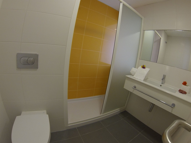 Imagen de la habitación del Hotel 3k Faro Aeroporto. Foto 8