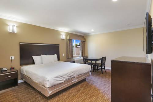 Imagen de la habitación del Hotel 3rd Avenue Inn. Foto 5