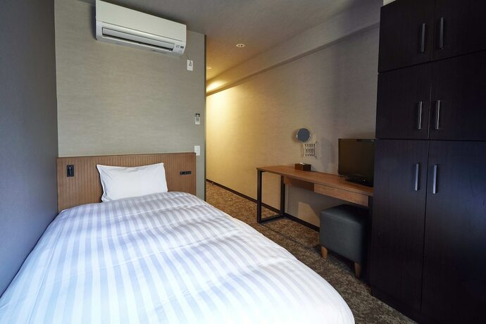 Imagen de la habitación del Hotel 3s Atsugi. Foto 23