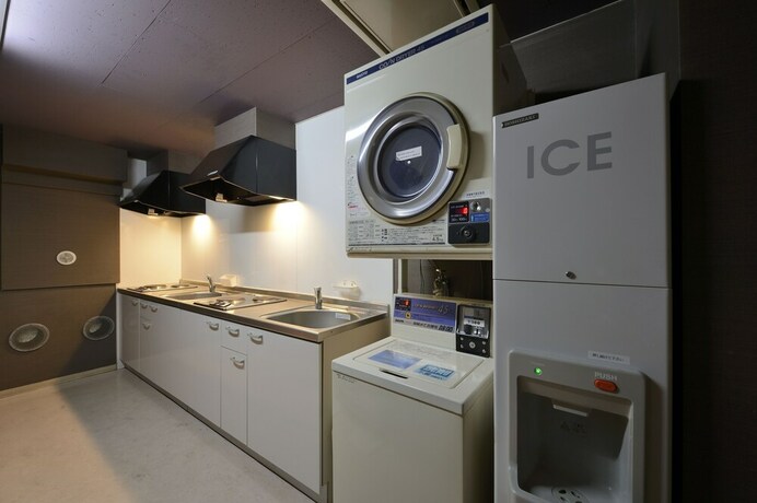 Imagen de los interiores del Hotel 3s Atsugi. Foto 29