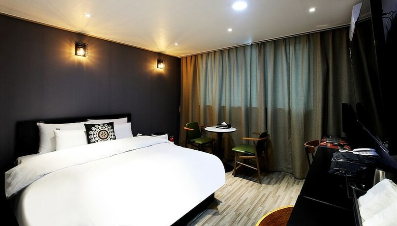 Imagen de la habitación del Hotel 3s Boutique Hotel. Foto 17