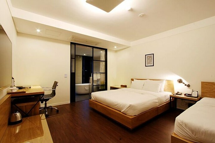 Imagen de la habitación del Hotel 3s Sorae. Foto 31