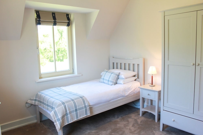 Imagen de la habitación del Hotel 4 Bedroom Holiday Home With Wheelchair Accessible Bathroom 2km From Kenmare. Foto 10