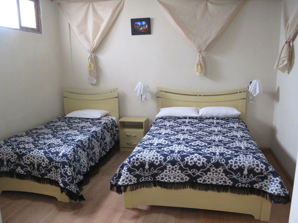 Imagen general del Hotel 4 R&iacute;os. Foto 3