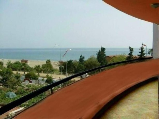 Imagen de la habitación del Hotel 4 SEASONS HOTEL. Foto 6