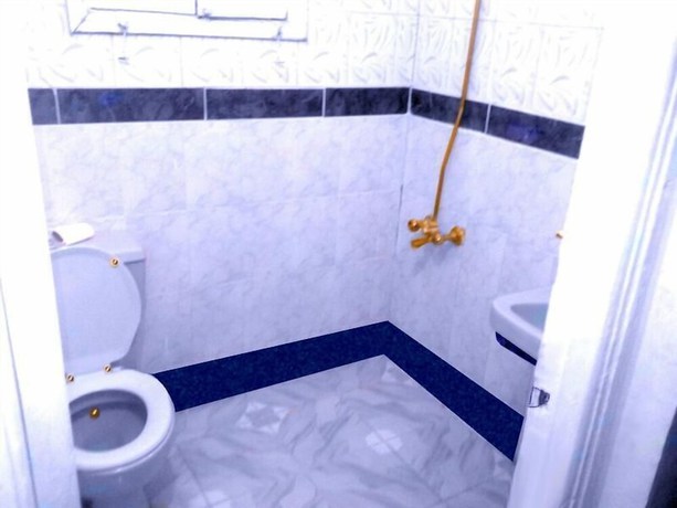 Imagen de la habitación del Hotel 4 SEASONS HOTEL. Foto 7