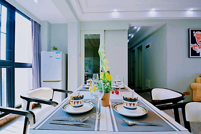 Imagen de la habitación del Hotel 4 Seasons Big Family 3 Queen Beds and High Rise View. Foto 15