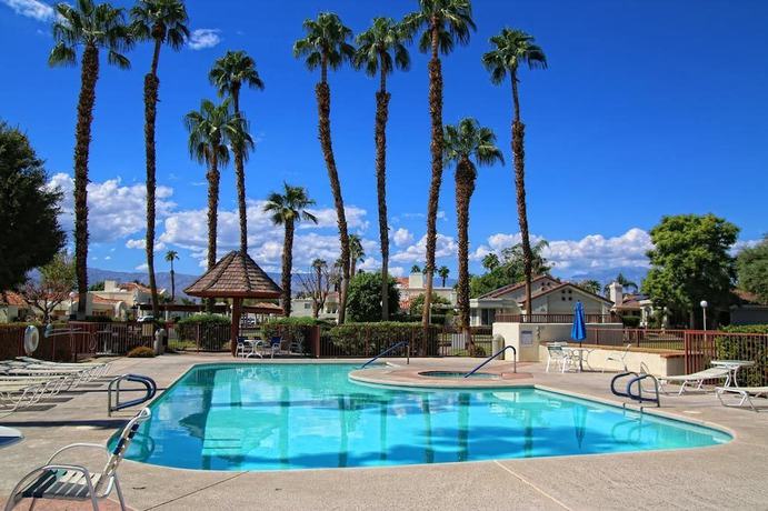Imagen general del Hotel 4 Seasons at Desert Breezes. Foto 1
