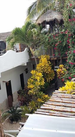 Imagen de los exteriores del Hotel 40 Ca&ntilde;ones. Foto 13