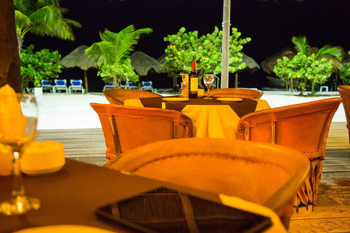 Imagen del bar/restaurante del Hotel 40 Ca&ntilde;ones. Foto 3