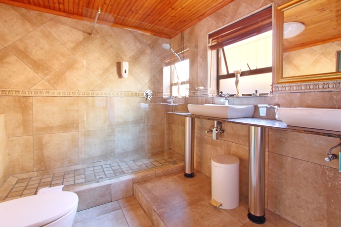 Imagen de la habitación del Hotel 40 Winks Guest House Green Point Cape Town. Foto 11