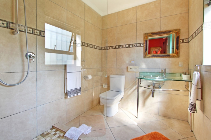 Imagen de la habitación del Hotel 40 Winks Guest House Green Point Cape Town. Foto 14