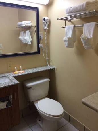 Imagen de la habitación del Hotel 402, Omaha. Foto 3