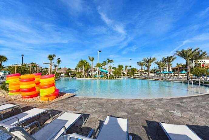 Imagen general del Hotel 408 OC - Luxe 4BR Townhome Private Pool 11 Guests. Foto 6
