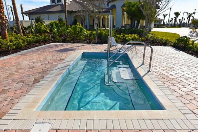 Imagen general del Hotel 408 OC - Luxe 4BR Townhome Private Pool 11 Guests. Foto 8
