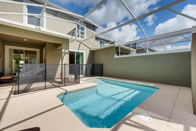 Imagen general del Hotel 408 OC - Luxe 4BR Townhome Private Pool 11 Guests. Foto 13