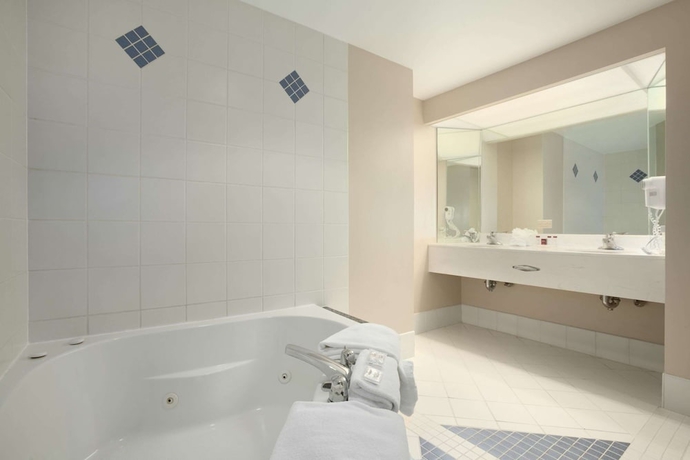 Imagen de la habitación del Hotel 41 Lakefront Hotel, Trademark Collection By Wyndham. Foto 9