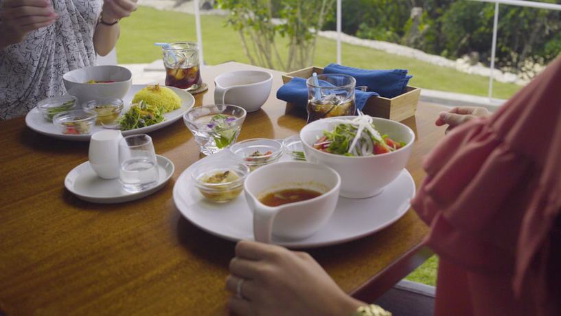 Imagen del bar/restaurante del Hotel 413 Hamahiga andcafe. Foto 7