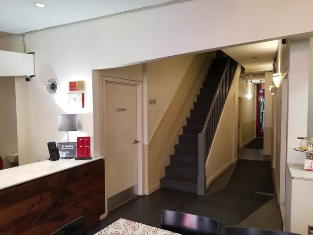 Imagen de los interiores del Hotel 414. Foto 16