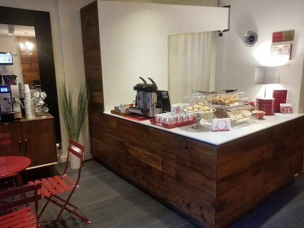 Imagen de los interiores del Hotel 414. Foto 18