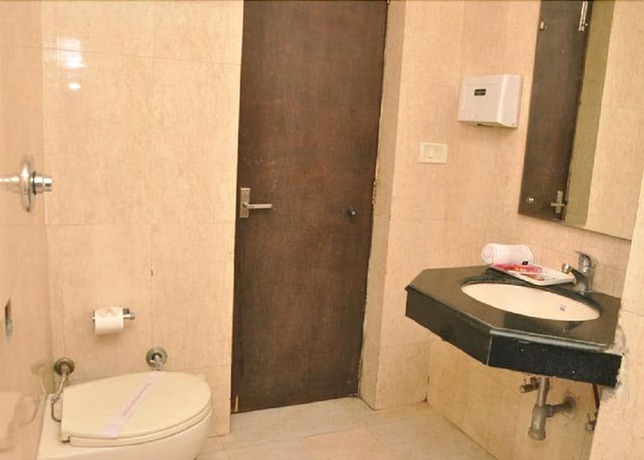 Imagen de la habitación del Hotel 42, Amritsar. Foto 7