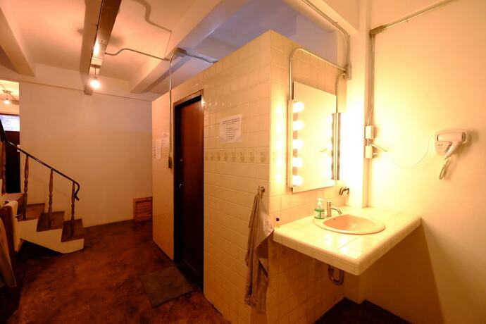 Imagen general del Hotel 42 Guesthouse. Foto 12