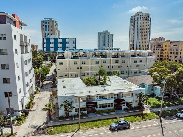 Imagen general del Hotel 425 4th Ave N. Foto 6