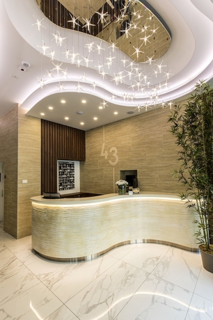 Imagen de los interiores del Hotel 43 Station. Foto 16